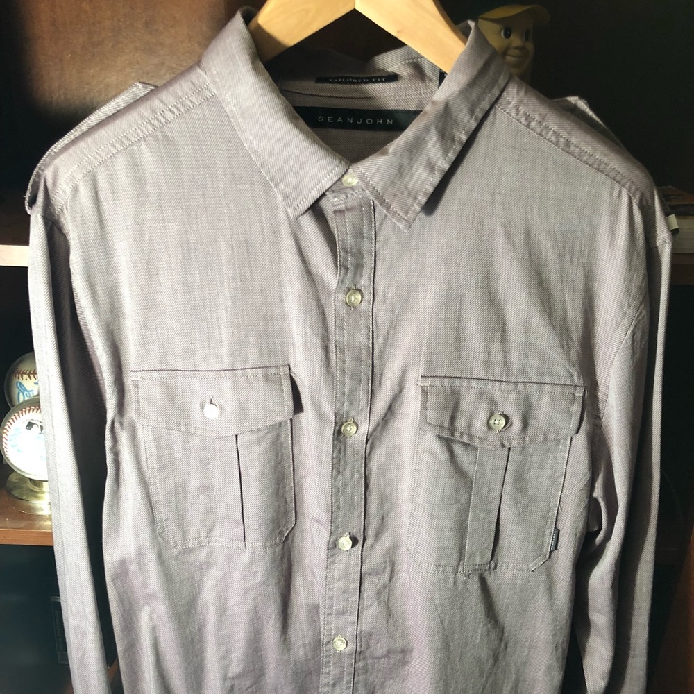 Seean John size Large men’s shirt